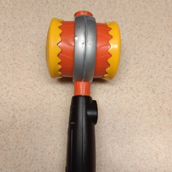 Hasbro Holey Moley Electronic Arcade LCD Toy Game Handheld Hammer. - Picture 7 of 8